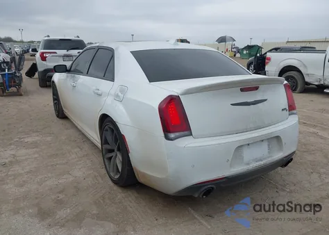 2023 Chrysler 300 300C из США, поврежденный, VIN 2C3CCAPJ4PH542429